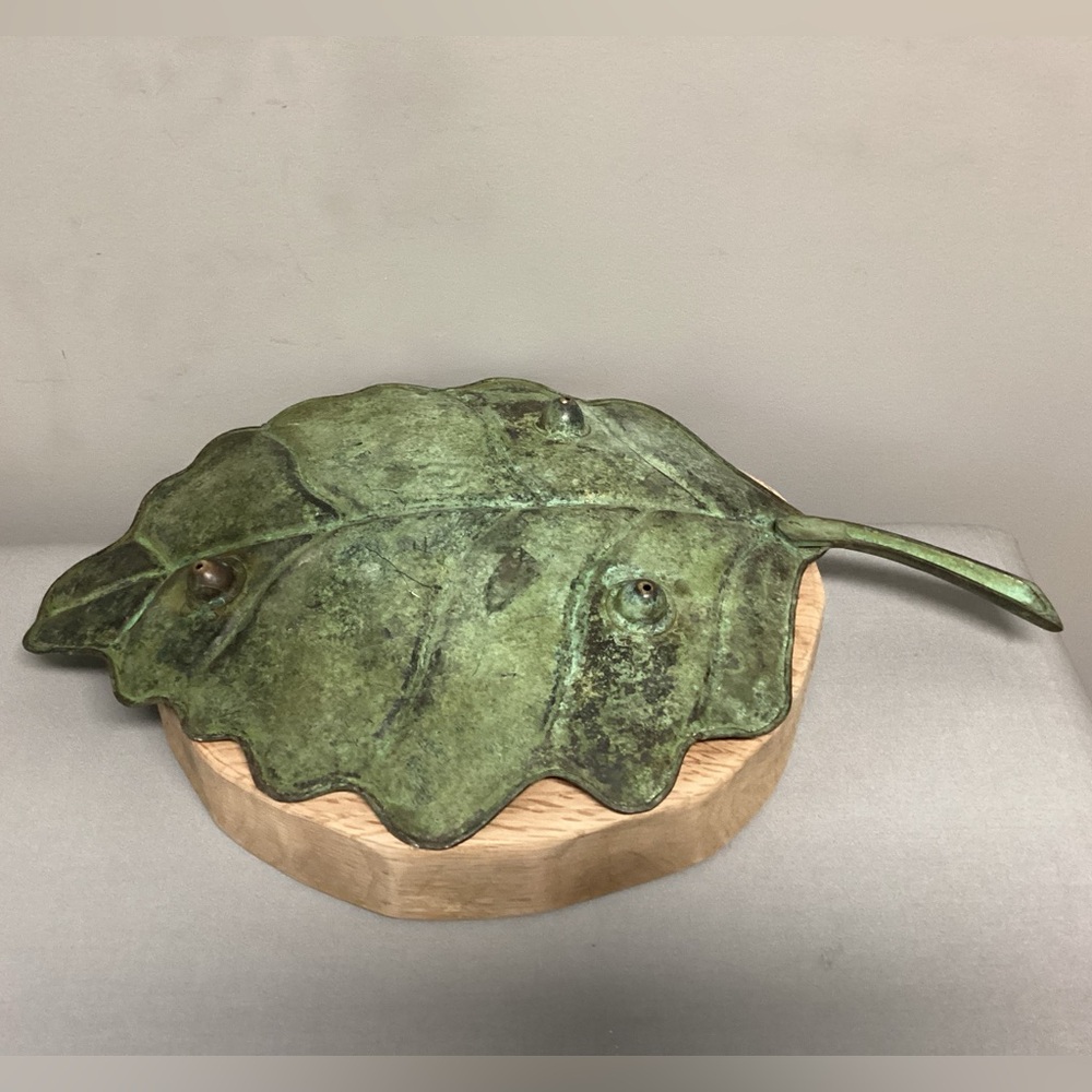 🟢 Vintage Solid Brass, Huge & Loaded With Patina Leaf Center Piece Decor - Rare - Picture 7 of 16